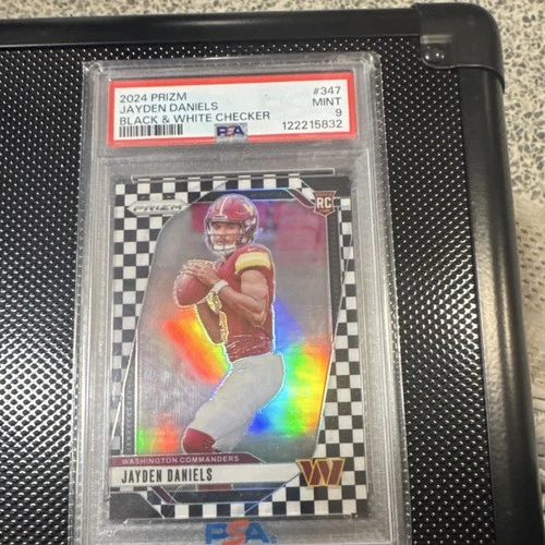 2024 Panini Prizm Jayden Daniels #347 Black & White Checker PSA 9 Commanders