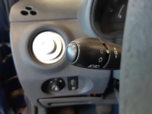 96488011XT System Audio / Radio/CD für CITROEN C2 Audace 2007 4144616 - Bild 7 von 10