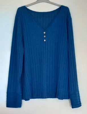Pull bleu canard léger et doux T/2XL/48 100% polyester - Photo 1/4