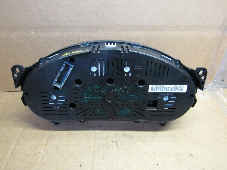 2011 Gmc Terrain Speedometer Instrument Cluster Gauges OEM unk miles - Image 2 of 4