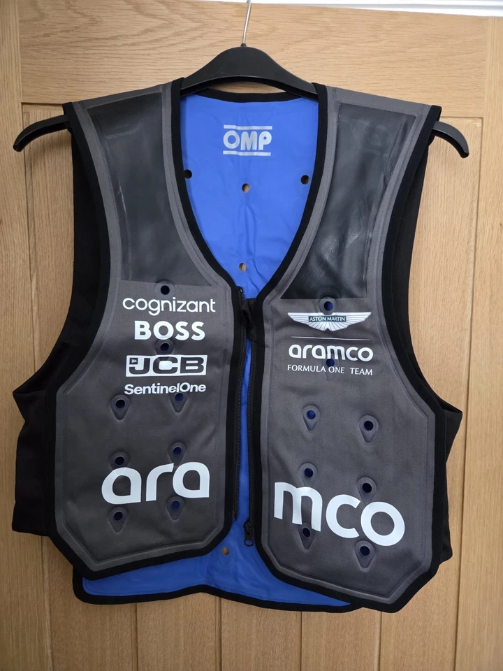 OMP ASTON MARTIN ONE-V COOLING VEST MEDIUM NEW - Image 3 of 4
