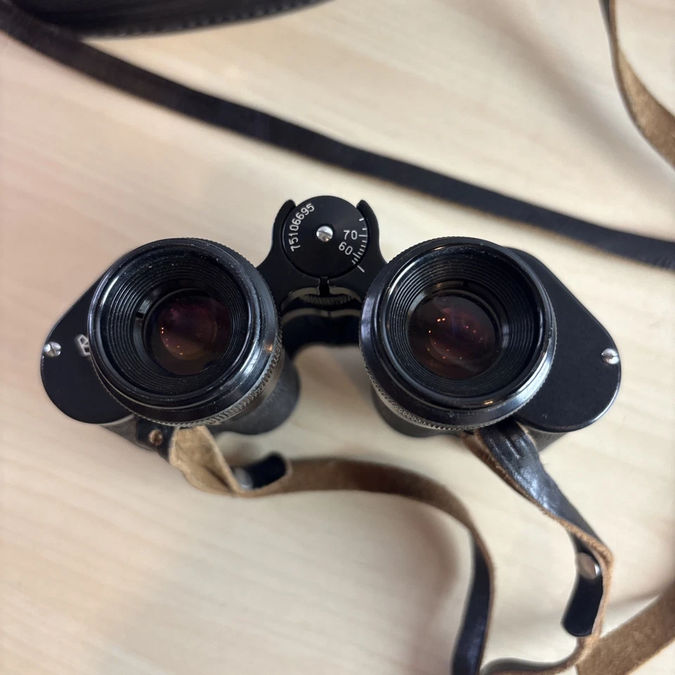 Vintage USSR Soviet Russian БПЦ4 BPC4 8 X 30 binoculars with case and straps - Bild 3 von 4
