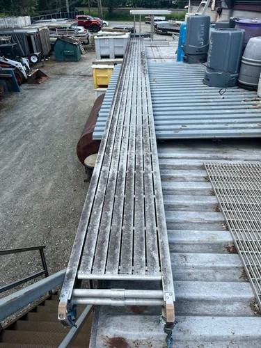 USED 32' ALUMINUM SCAFFOLD PLANK