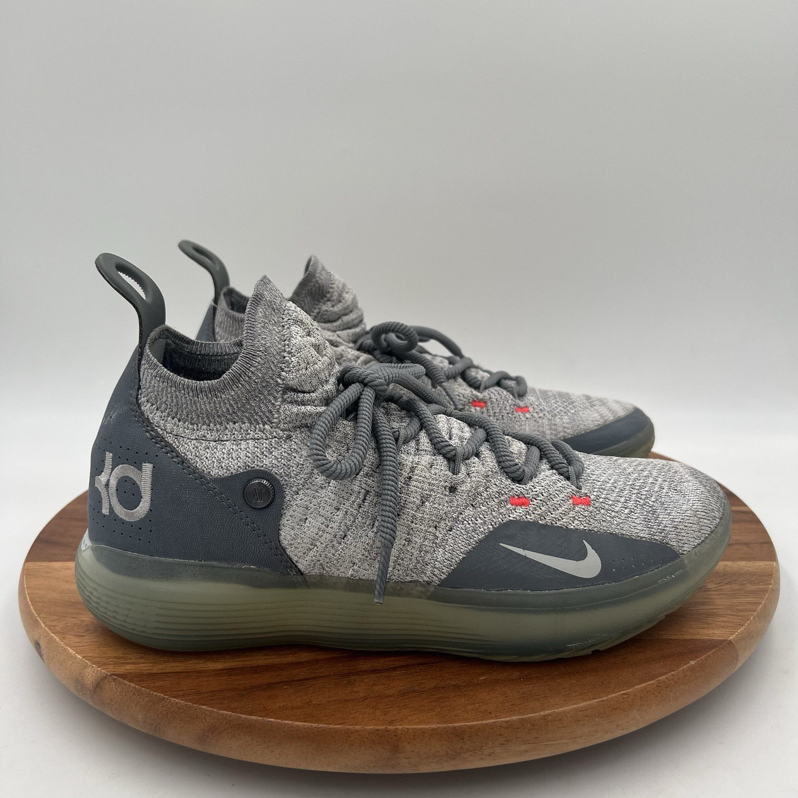 Size 8.5 Nike Mens Zoom KD 11 Cool Grey Mens Basketball 
