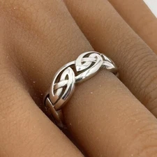 Keith Jack Sterling Silver Celtic Knot Irish Trinity Wedding Ring Band