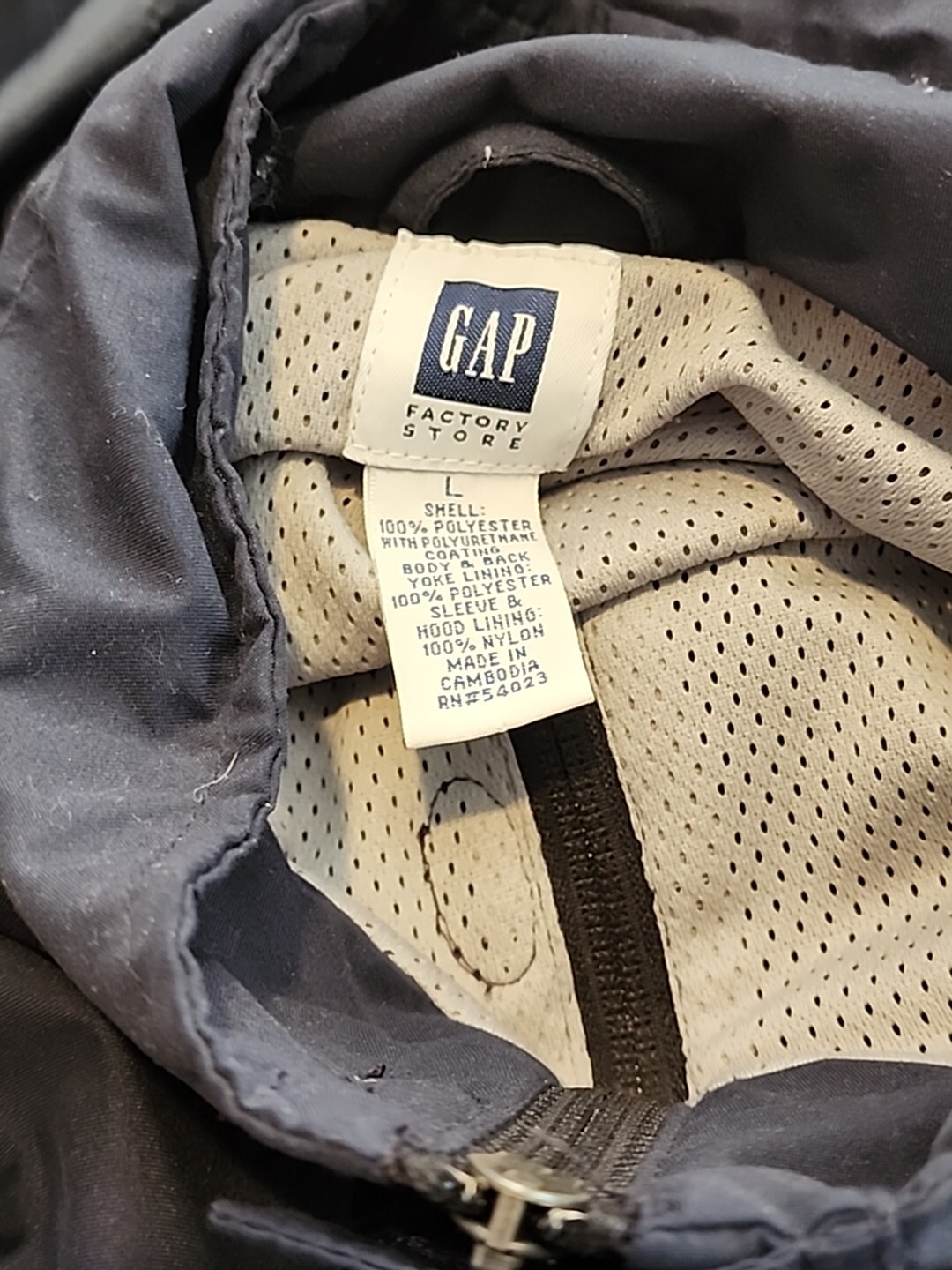 Gap Solid Black Long Sleeve  Hooded Pullover Mens… - image 9