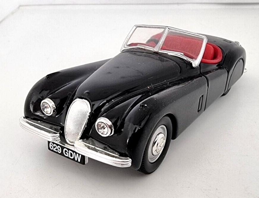 Jaguar XK120 Black 1954 Vanguards 1/43 Scale Limited Edition Model VA05901 MIB