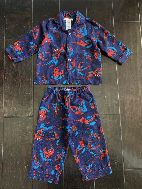 USED Boy’s Pottery Barn Kids Marvel Comics Spider Man - Size 2T