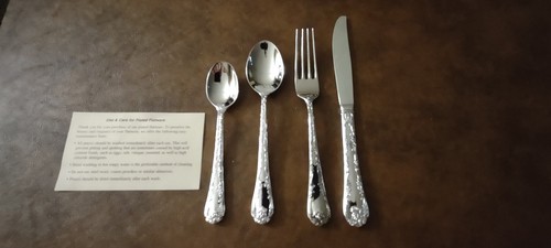 Wm Rogers & Son Silverware Plated Enchanted Rose Pattern 63 piece set with Case - Picture 5 of 6