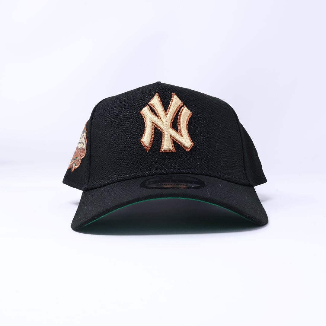 NWT Black New York Yankees 1999 World Series 9Forty New Era