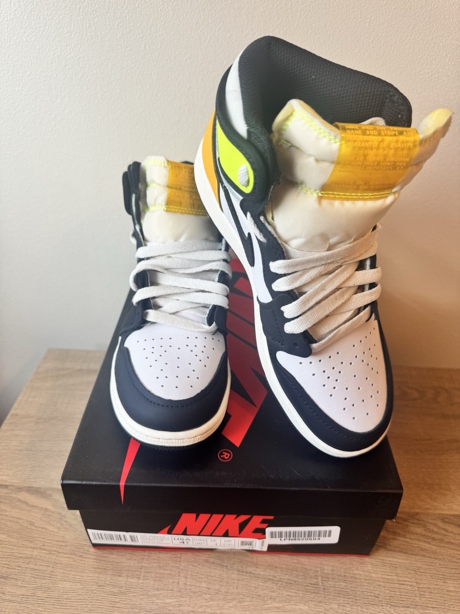 Air Jordan 1 Big Kids Retro High OG Sneakers Volt Gold 