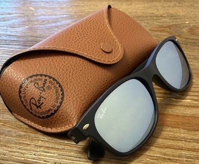 Ray-Ban New Wayfarer RB2132 55mm Matte Black Silver Mirror Case