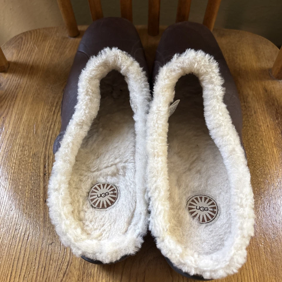 Zapatos de mula de cuero marrón UGG Langford 5744 zuecos forrados de piel de oveja para mujer 11 nuevos sin caja Foto 3 de 4