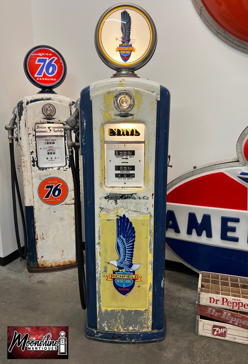 1940's RICHFIELD GASOLINE Bennett 646 Gas Pump - Rustoration | eBay