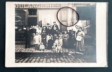 Carte photo à Identifier CPA Devanture Boulangerie magasin Boutique Personnages