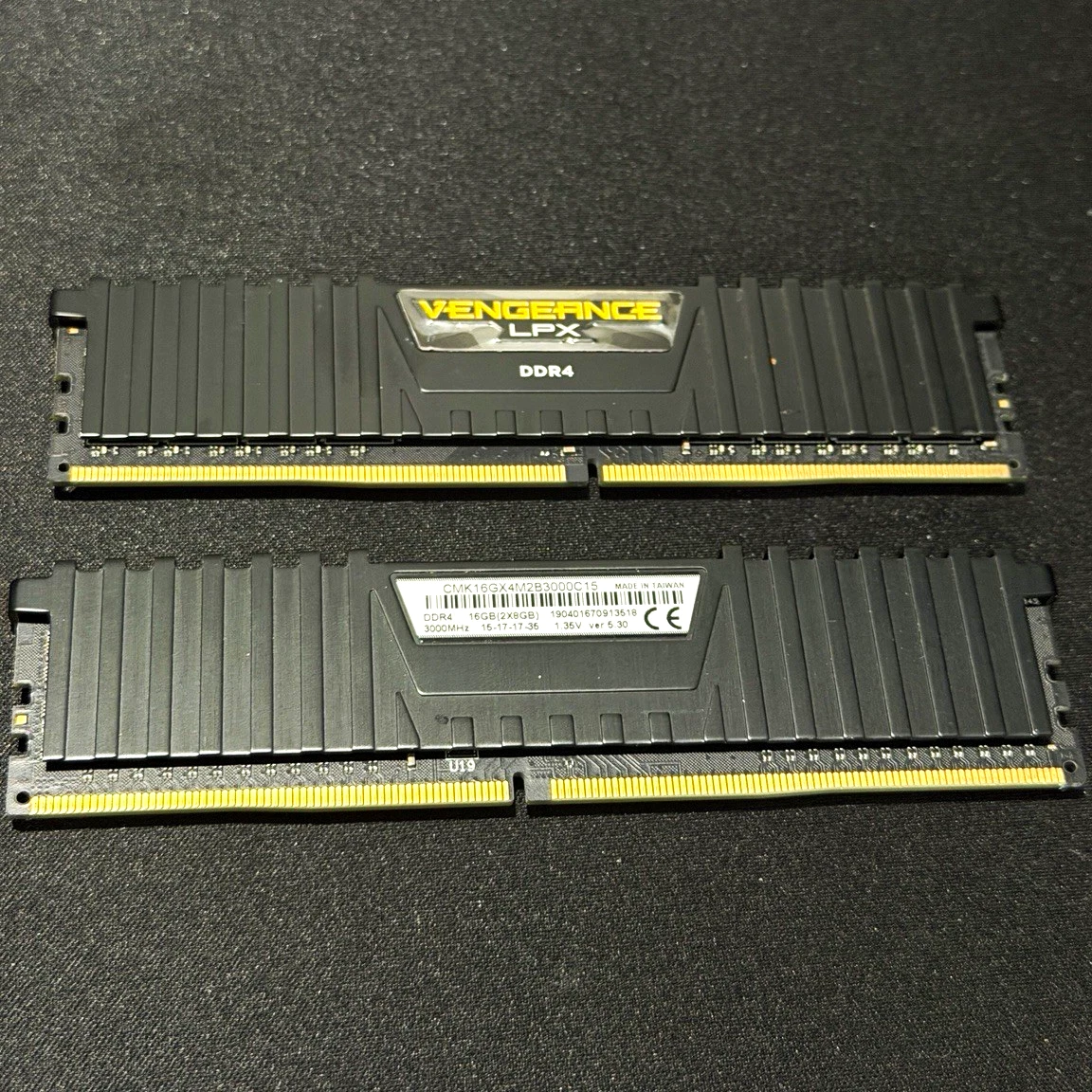 Corsair Computer PC4-24000 (DDR4-3000) Bus Speed RAM 2 Modules for