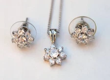 New Rhodium Cubic Zirconia Flower Pendant Earring Set 18" Necklace Chain