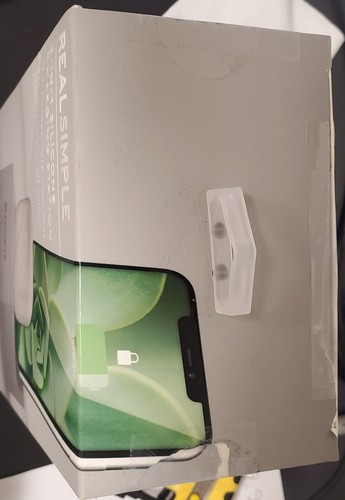 Real Simple 2-1 Silicon Charging Station for Iphone & AirPods New - Picture 4 of 4