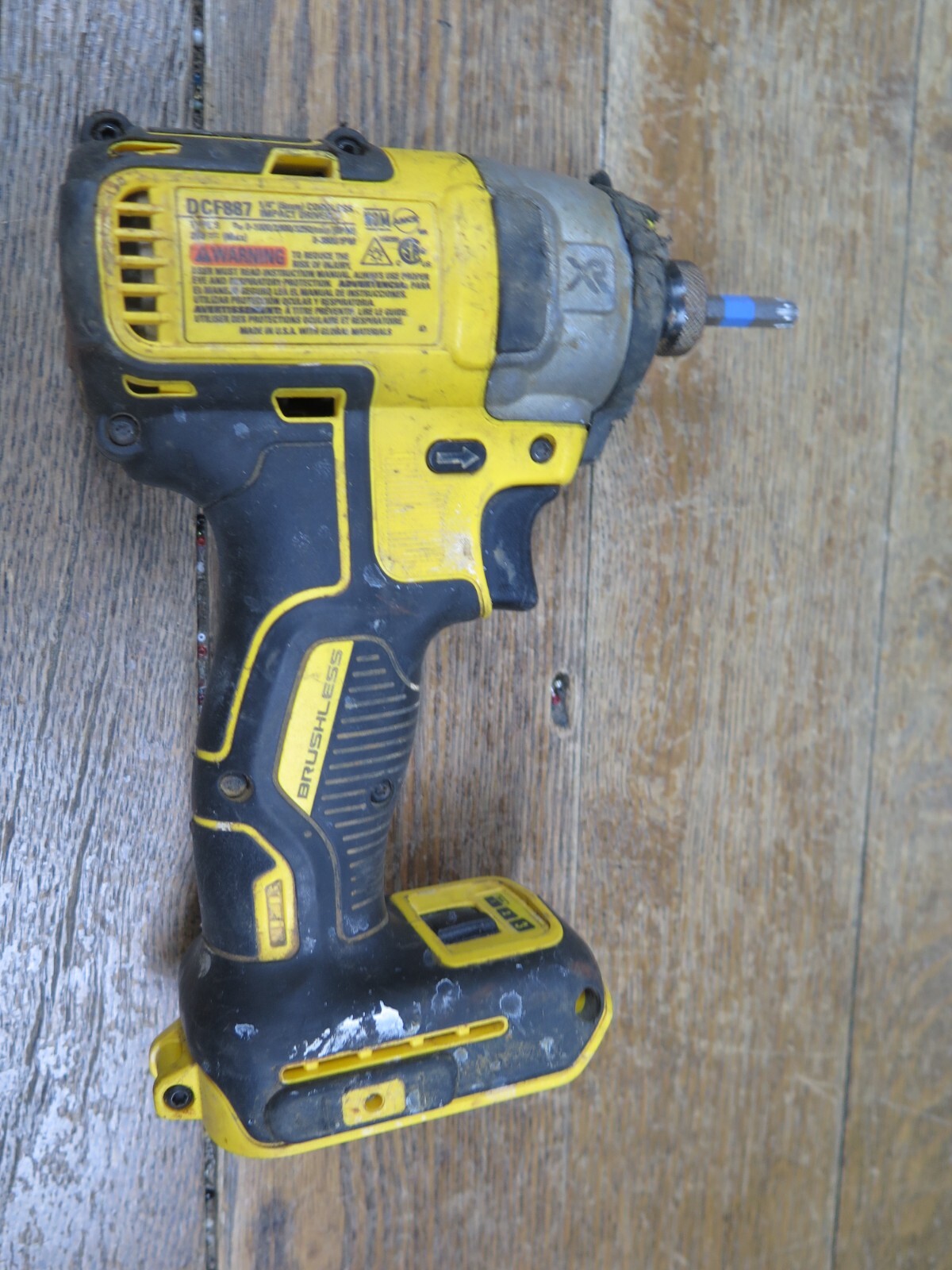 DeWalt DCF887 20V MAX Brushless 1/4 in. Cordless Impact Driver (TOOL ONLY) USED