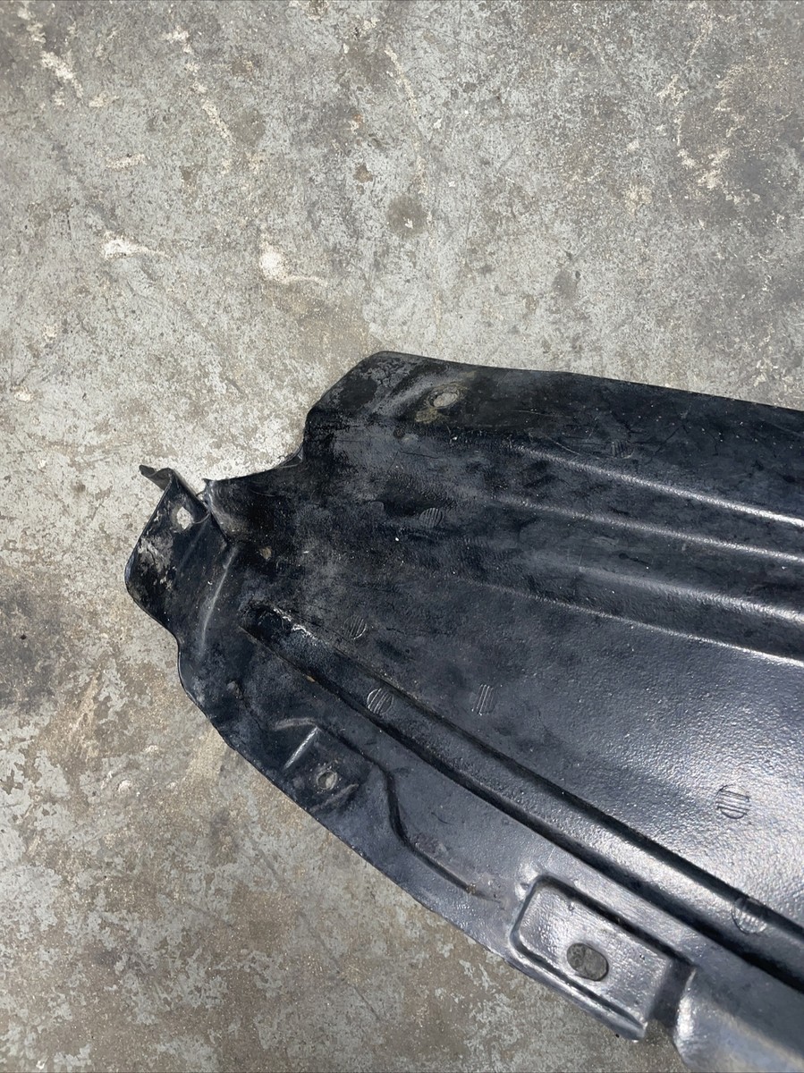 90-96 Nissan 300ZX Z32 Passenger Right Front Fender Liner