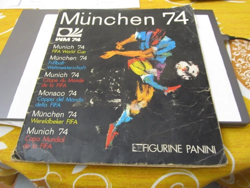 ORIGINAL PANINI MUNCHEN 74 QS FOOTBALLER FIGURINE ALBUM COMPLETE (- 11 FIG.)
