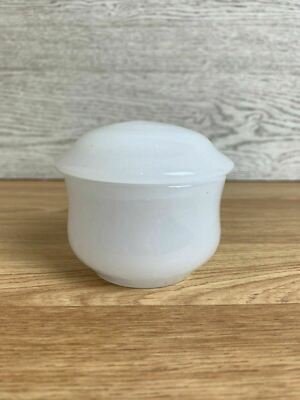 Weiße Milchglas Schmuckschatulle mit Deckel 3'' hoch 