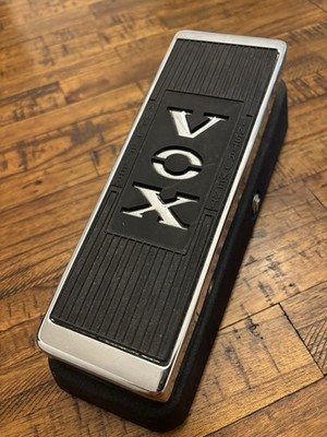 Vox Wah Wah Pedal Model - V847 with case - 1990s model in Excellent Condition