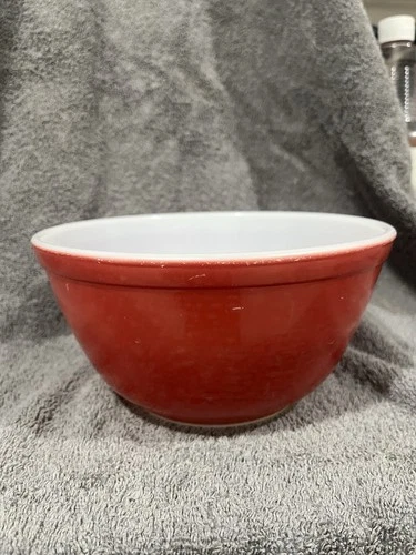 Vintage Pyrex Primary Red #402 Glass 1 1/2 Qt Nesting Mixing Bowl Made in USA