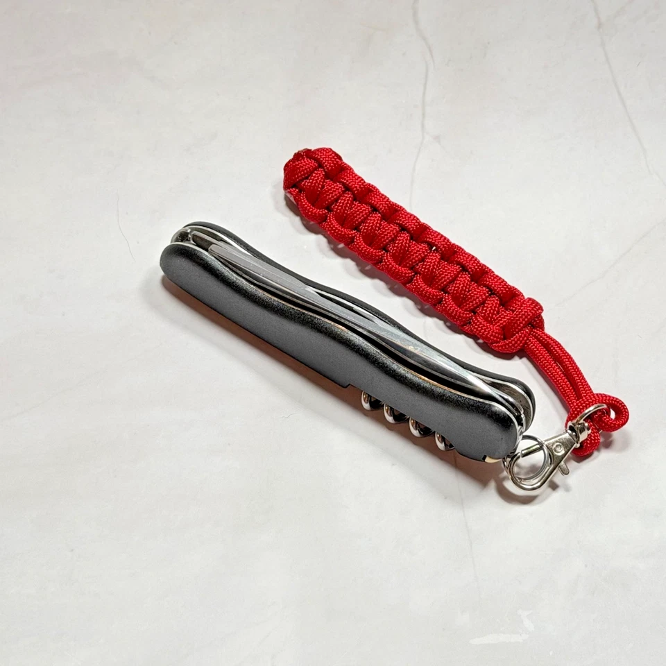 Navaja Suiza Victorinox PICNICKER Negra 111 mm Reacondicionada Multiherramienta Foto 3 de 4