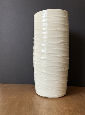 Isabelle Soule studio pottery 9 3/8 tall vase vintage art unusual  white NW