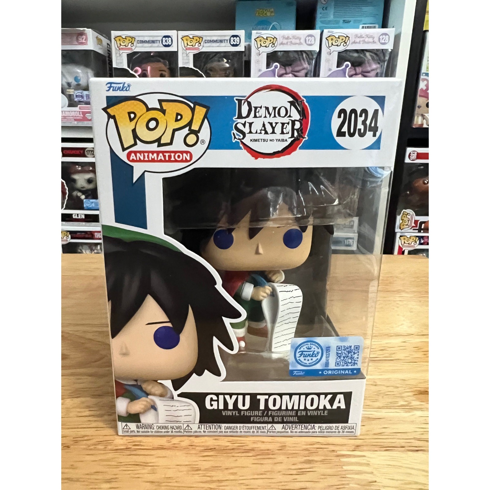 NUEVO EN MANO EXCLUSIVO Giyu Tomioka Traje de Vacaciones Cazador de Demonios Funko Pop #2034