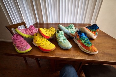 Nike Kyrie SpongeBob Collection Unisex Youth Basketball Shoes Assorted Colors