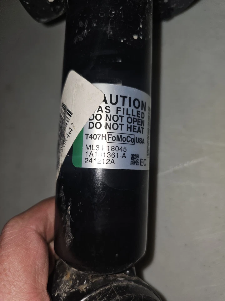 NUEVO OEM FORD F150 4X4 AMORTIGUADOR DELANTERO CON RESORTE LH & RH 21-24 Foto 2 de 4