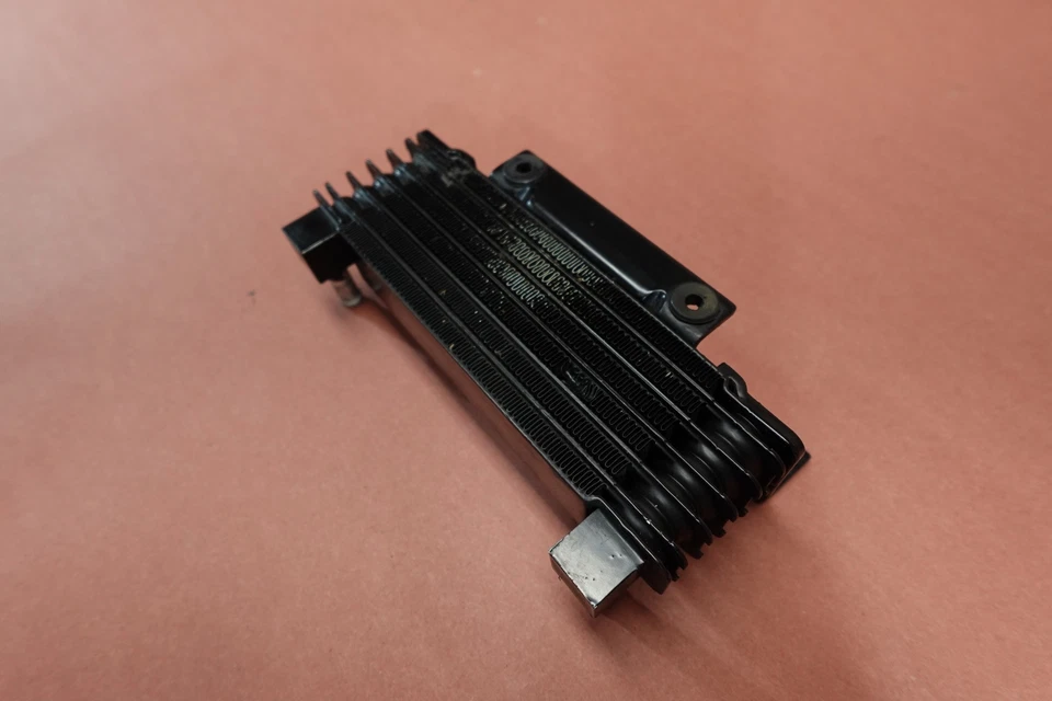 МАСЛЯНЫЙ ОХЛАДИТЕЛЬ 2007-2012 Harley Davidson FLHTCU Electra Glide Ultra Classic - Изображение 3 из 4