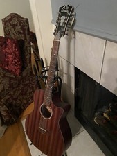 Beautiful 12 String Acoustic Guitar.   Pick Up Only