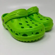 Nothinz Kids Youth Size 1 Slip-On Clogs Bright Green EVA Rubber Beach Pool Shoe