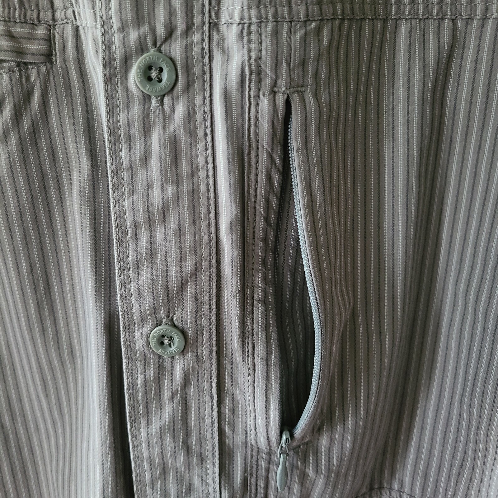 The North Face Gray Button Down - image 4