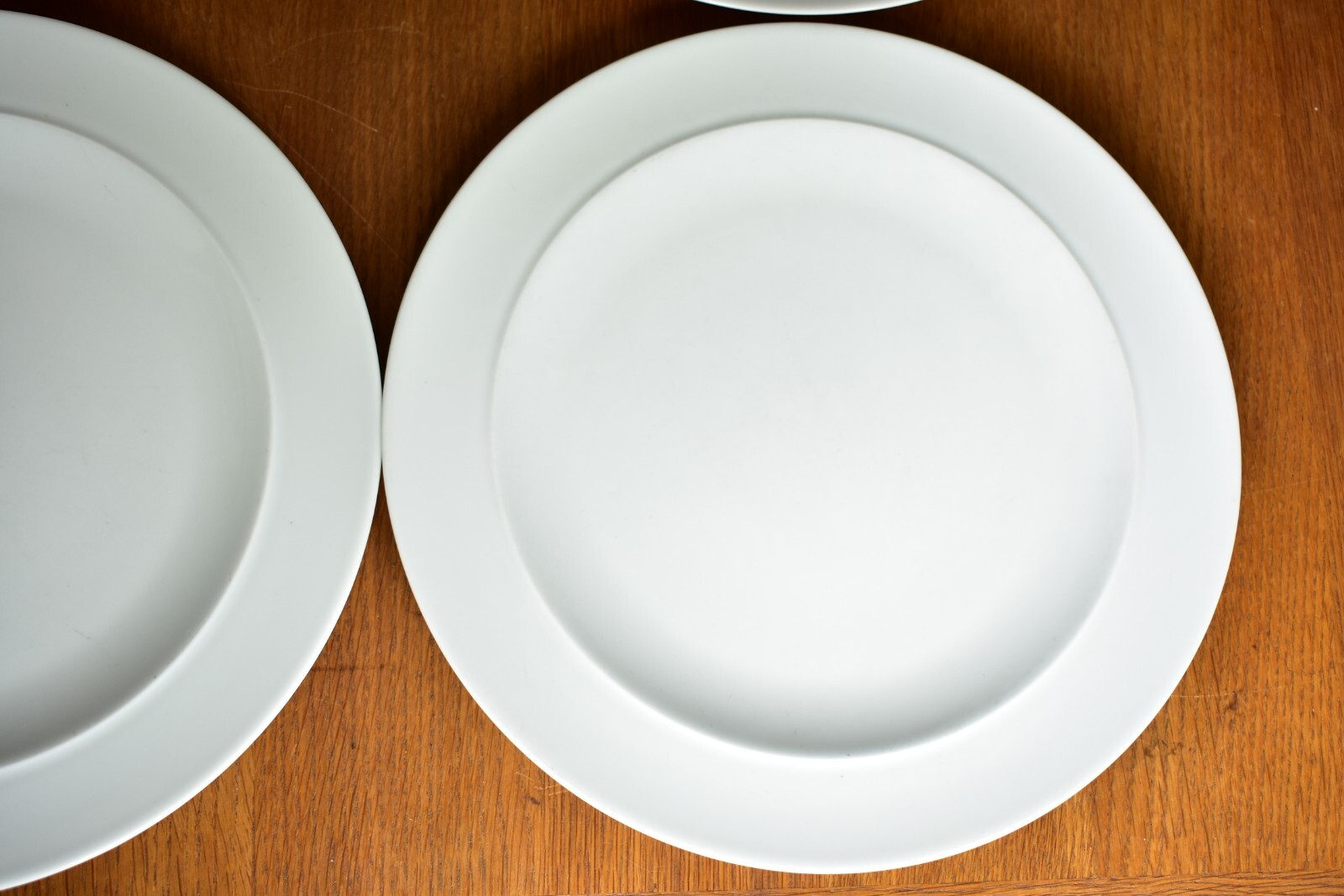 WHITE BY DENBY LARGE DINNER PLATES X 4 eBay