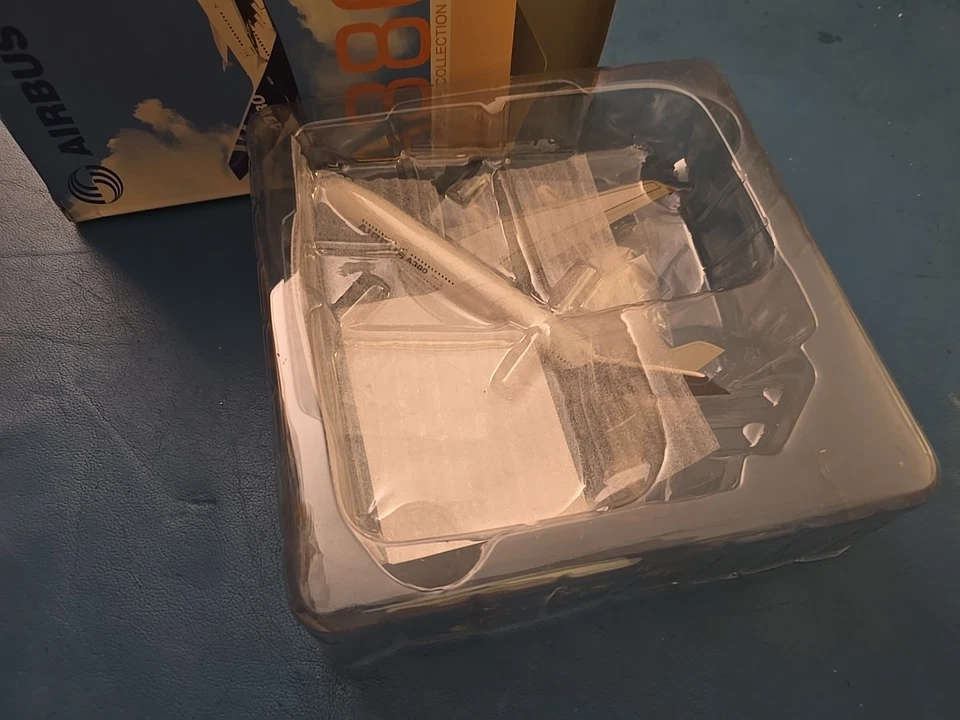 Dragon Wings 1/400 Airbus A380 simil Herpa - Immagine 4 di 4