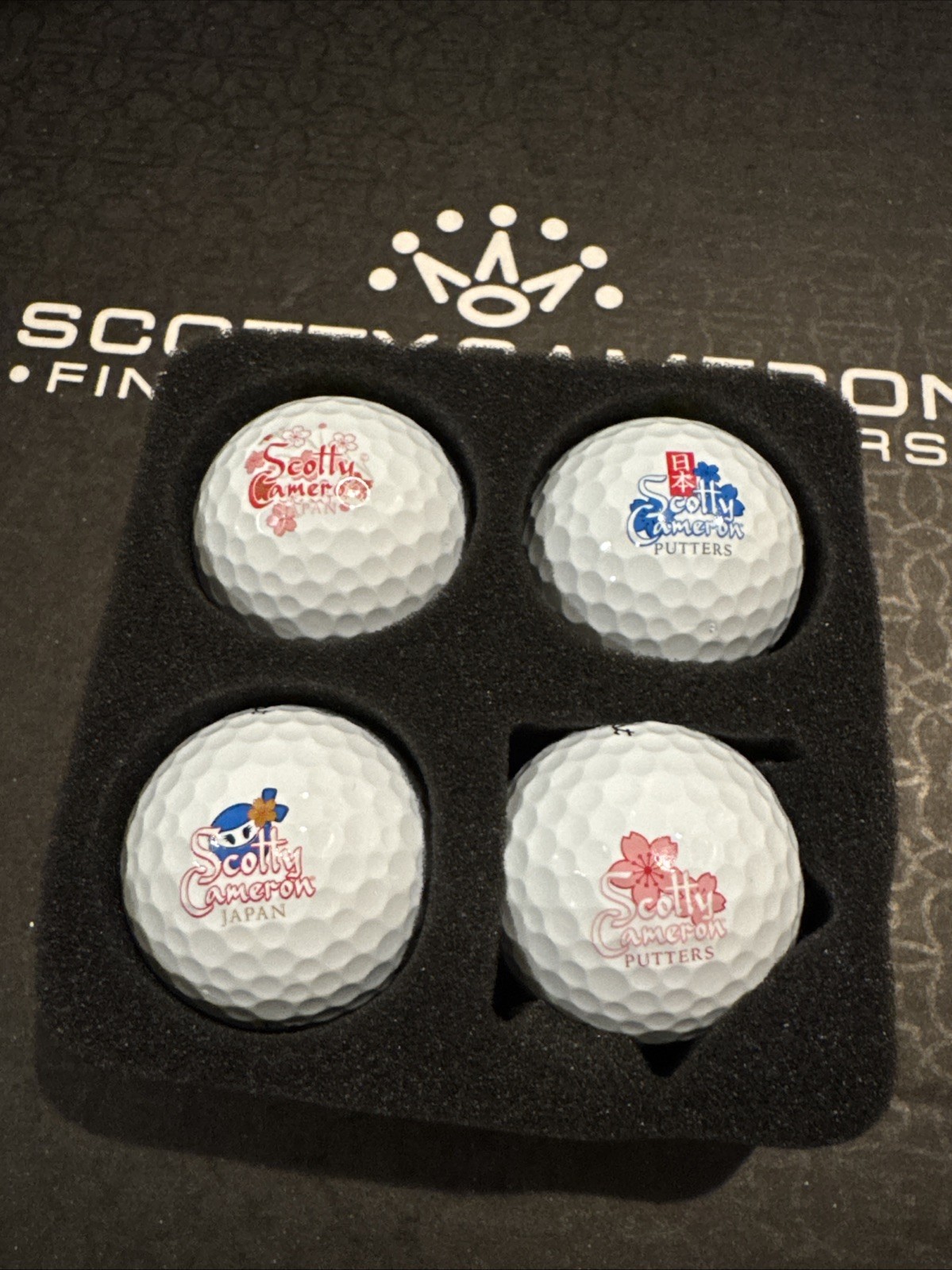 Scotty Cameron M&G GALLERY 2025 Sakura logo Pro V1X Golf Balls - 4 balls / NEW