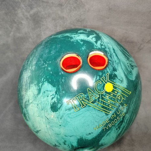 15.4 lb Green Bowling Ball Track Sensor Reactive/C 7V900536 Used Finger Inserts 