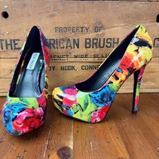 Steve Madden Nala 7 Multi Color Floral Patent Platform Stiletto Pumps Heels