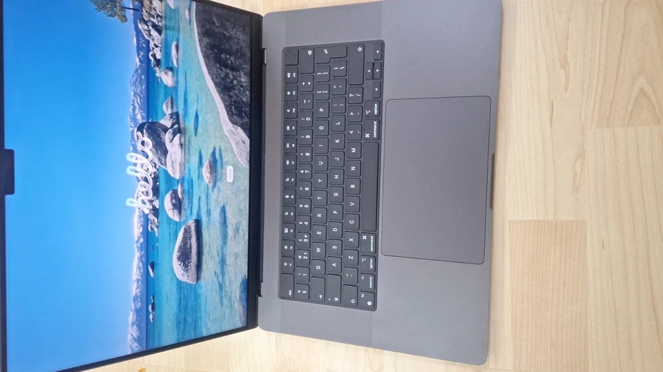 Apple MacBook Pro 16" M3 Pro · 18GB · 1TB, photo 2 of 5