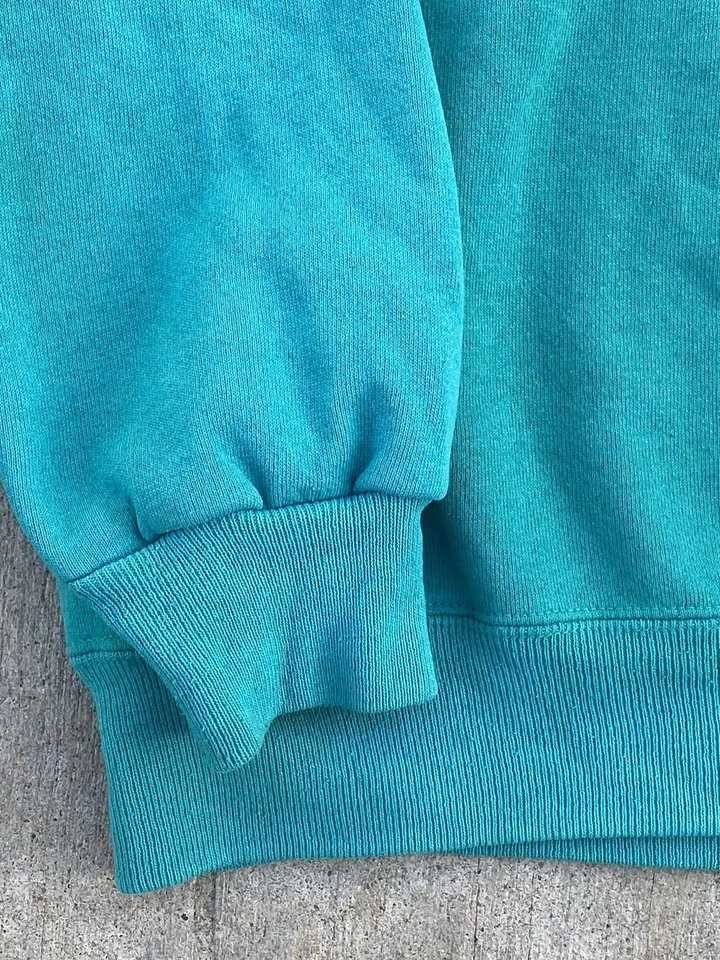 WORLD GYM Vintage 90s Gorilla Bodybuilding Crewneck Sweatshirt Hanes XL 50 X  26 - Image 3 of 4