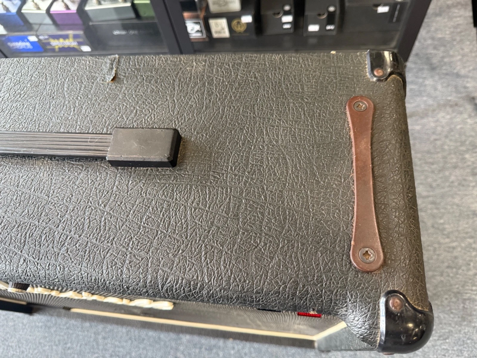 Picture 6 of 24
