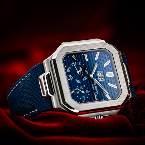 Patek Philippe Cubitus 5822P-001 45 mm Blue Dial