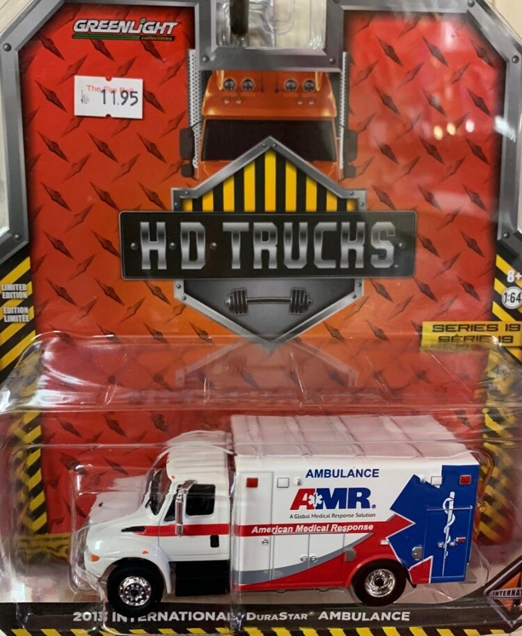 Greenlight 1:64 International Durastar Ambulanza H.D Trucks – Auto Da Collezione, Mai Giocata - 2