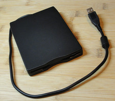 TEAC 3.5" External Floppy Disk Drive USB Unit Model FD-05PUW FREE S/H - Used