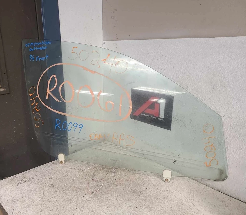 07-13 Front Door Glass/window MITSUBISHI OUTLANDER Right Passenger Side Foto 2 de 4