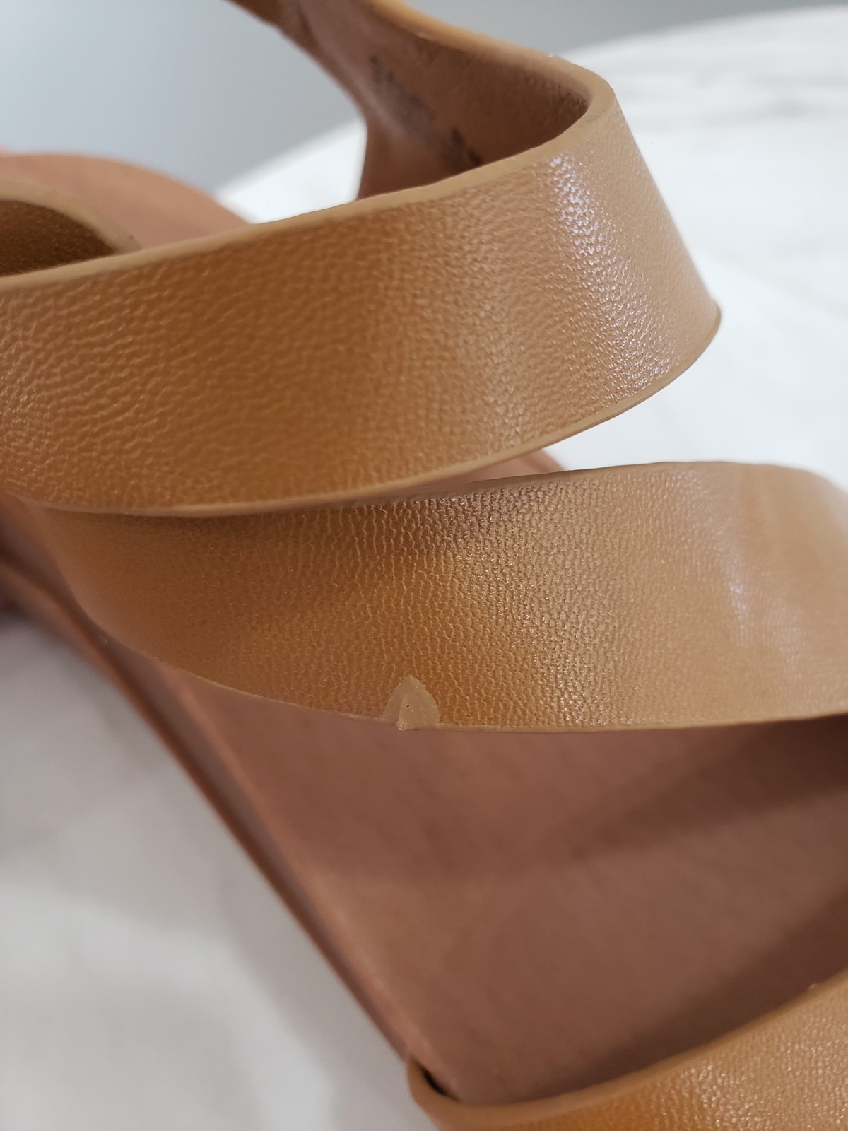 SCUFF MARK ON STRAP! - BARETRAPS Caley BROWN Strappy Sandals Size 8
